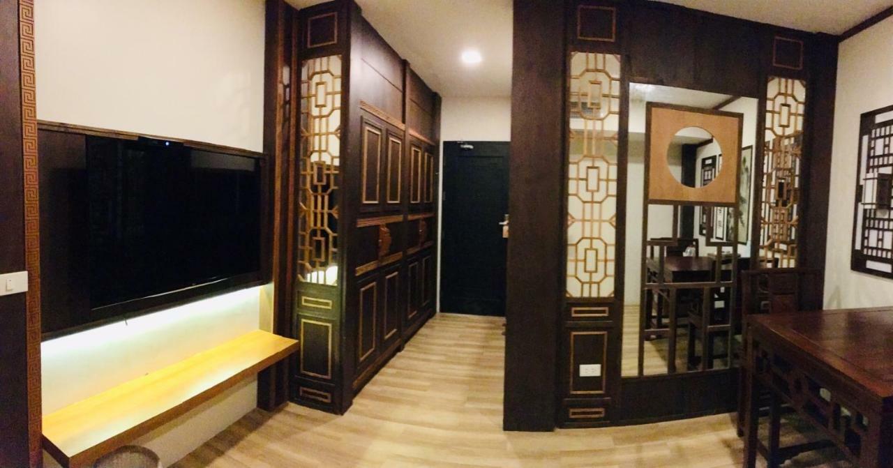 The Chic 101 Hotel Selaphum Extérieur photo